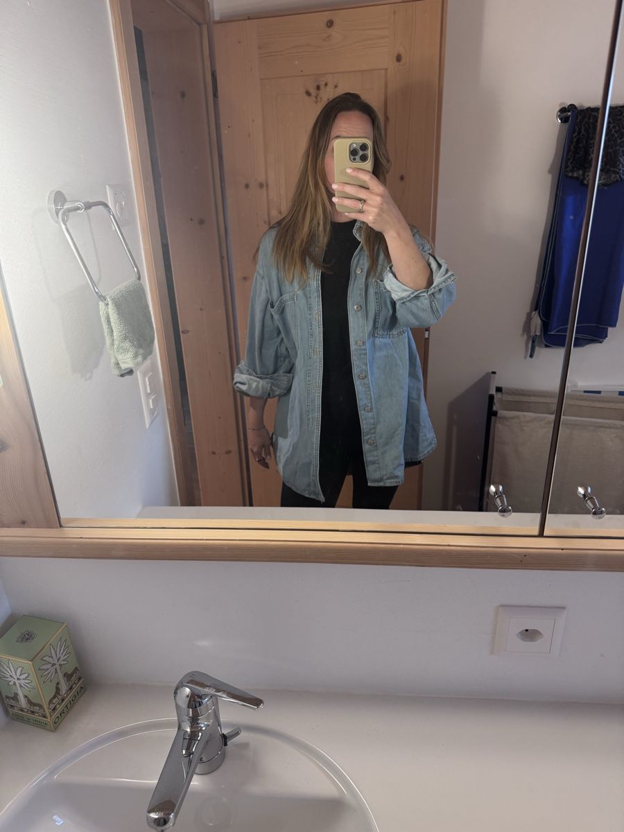 H&M Blusen: Jeanshemd oversize H&M – Gebraucht aus Klosters von jewelsy 2