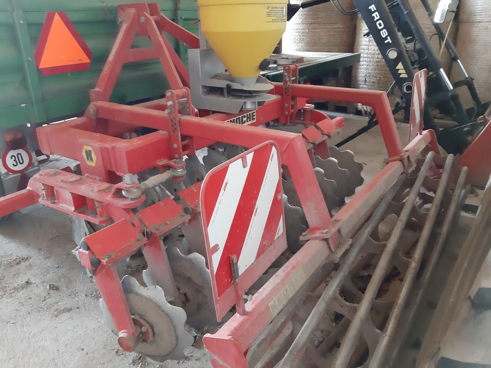 Tutte le macchine: Knoche Kurzscheibenegge – Usato da Ursenbach venduto da ruge1 1