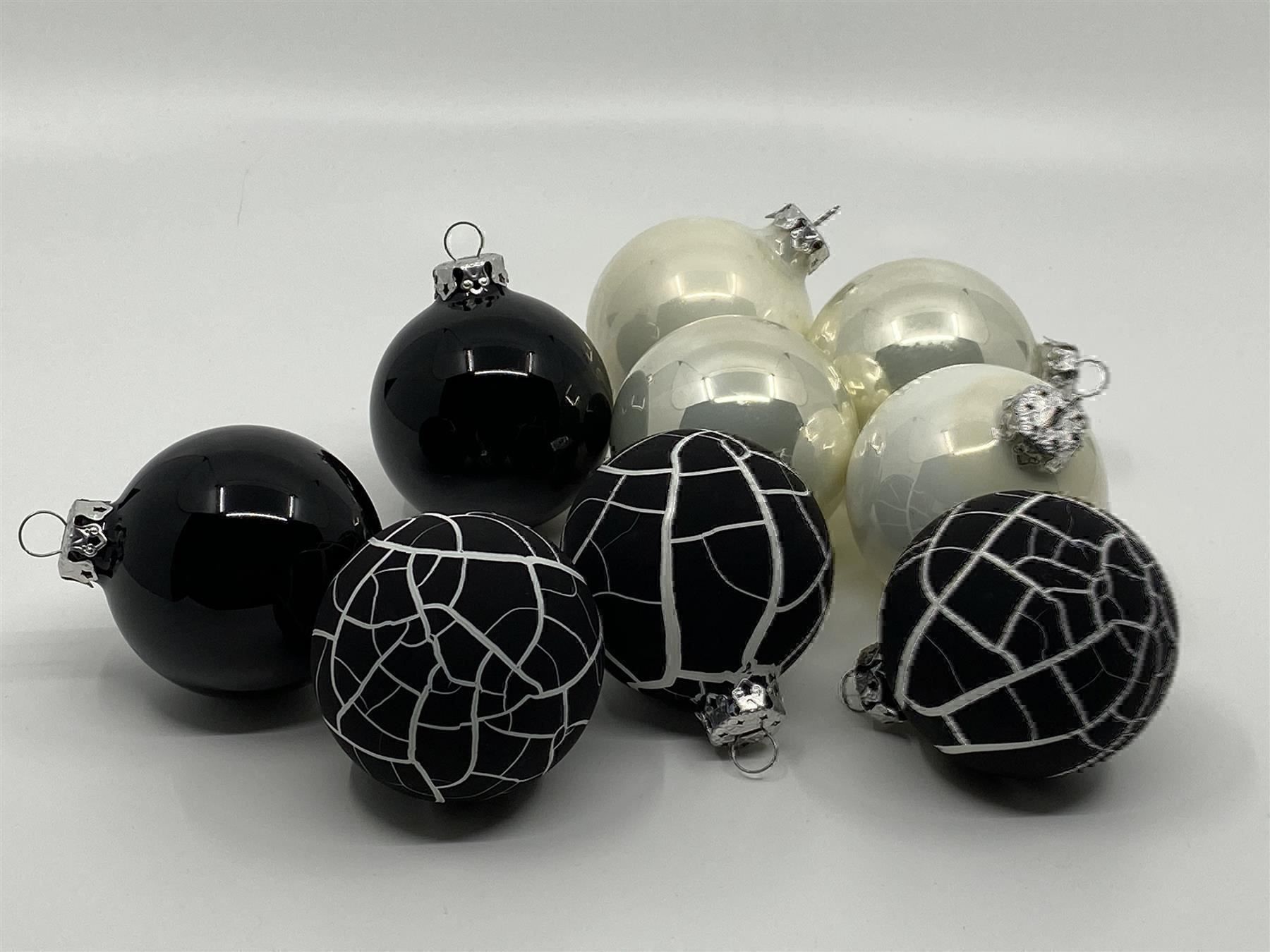 Alle Dekorationen: 9er Set Gothic Weihnachtskugeln – Neu (gemäss Beschreibung) aus Langwiesen von rtWebshop