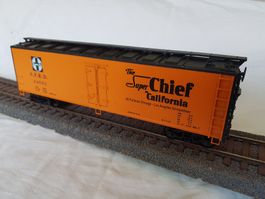 Weaver:  Santa Fe Refrigerator 24502