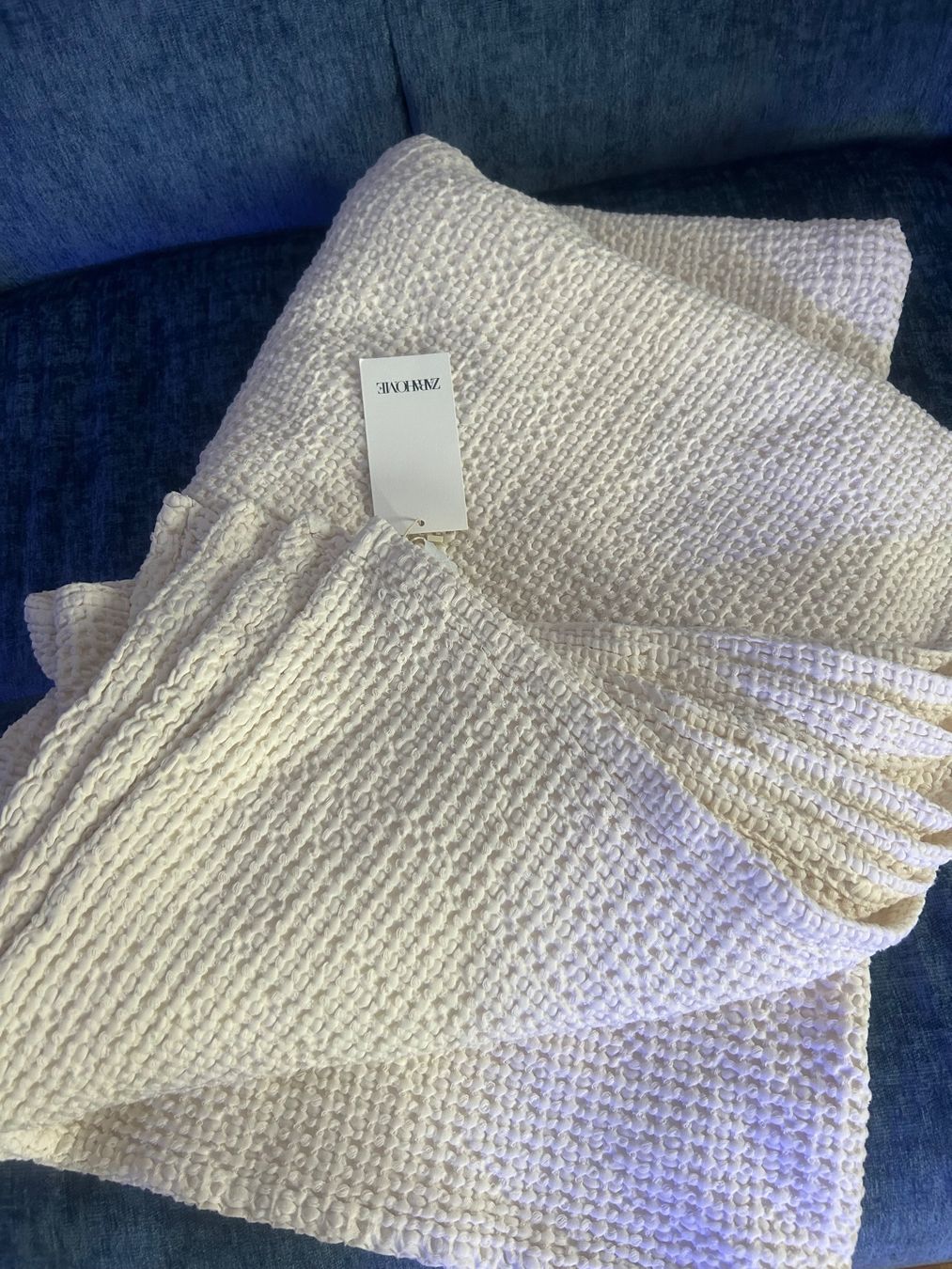 Coperte: ZARA Home Decke Tagesdecke 180x250cm – Nuovo e nell'imballaggio originale da Genève venduto da sunandwind 1