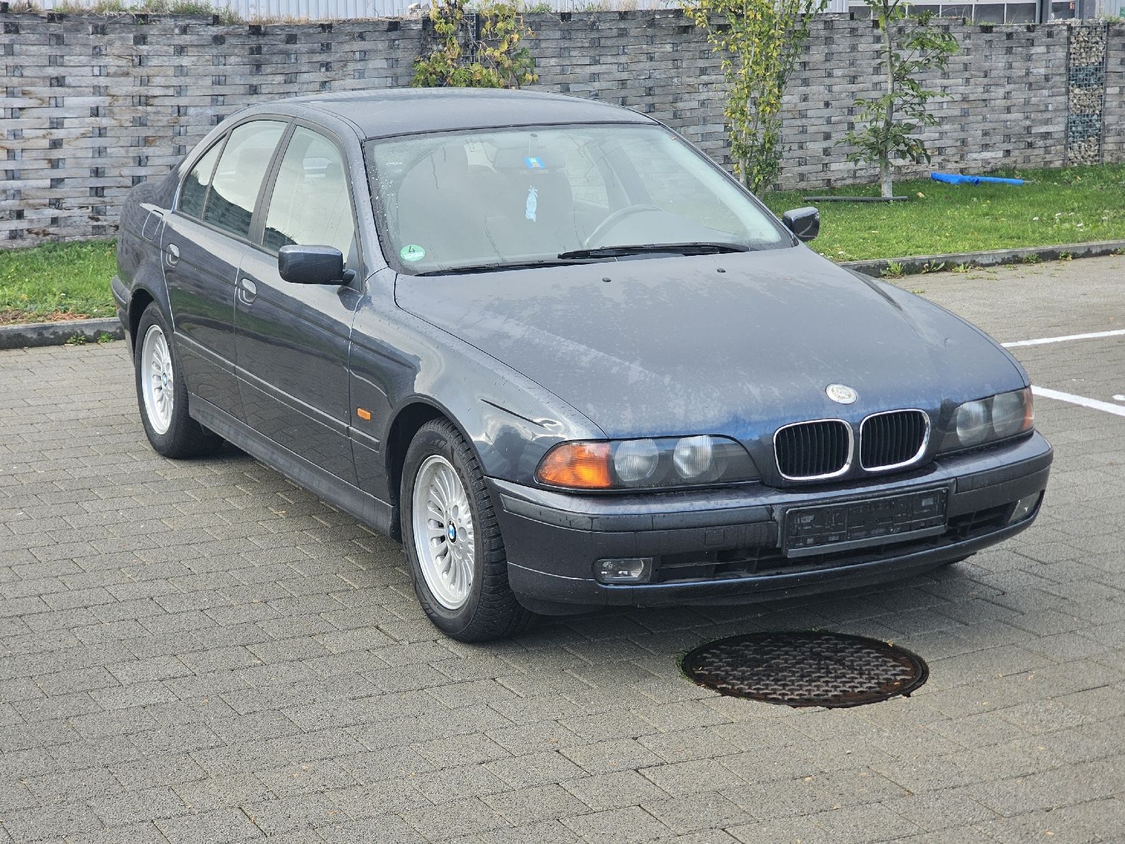BMW Automobili: BMW E39 528i Handschalter – Usato da Oberaach venduto da Mon_a_madeleine 1