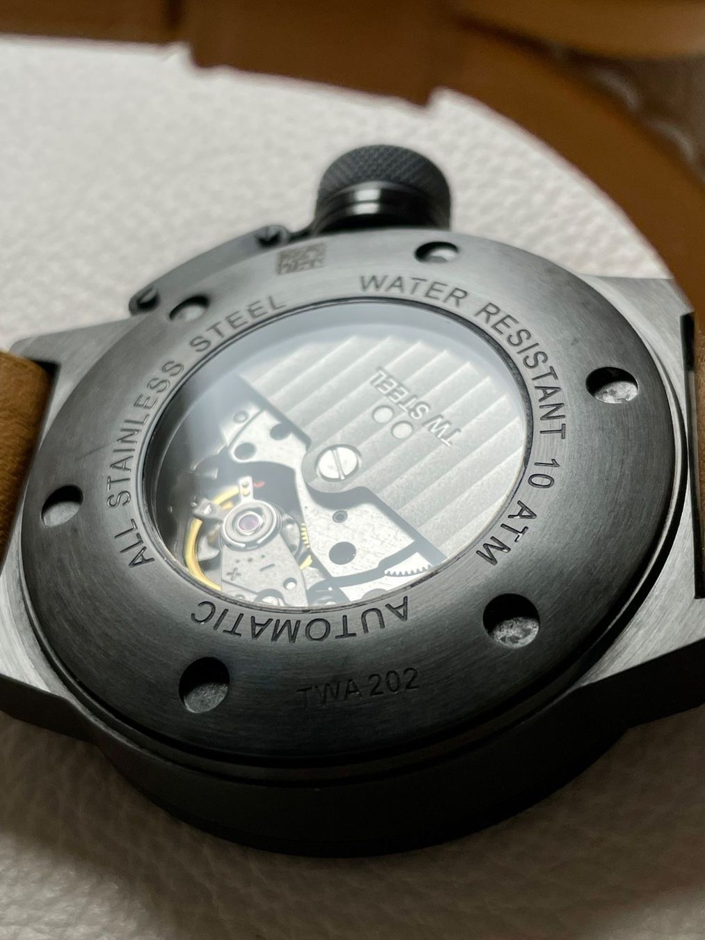 Orologi: TW STEEL CANTEEN LEATHER BLACK CASE AUTOMATIC TWA-202 – Usato da Brüttisellen venduto da eic_bwt5 4