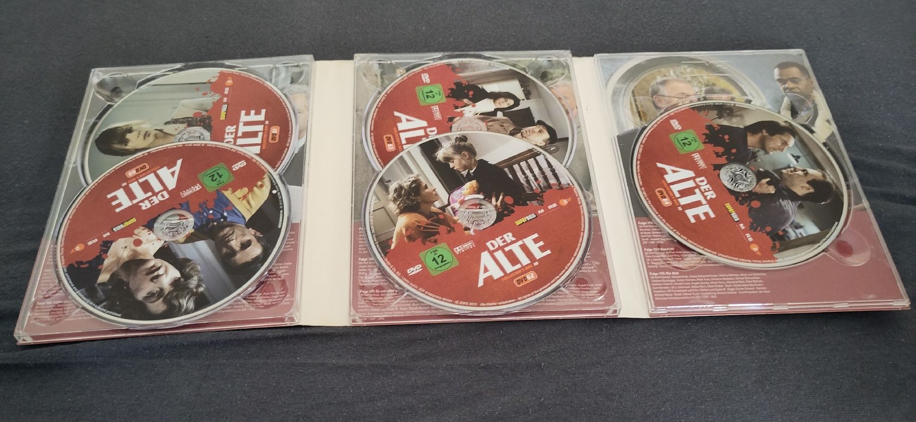 Tutti i DVDs: Der Alte: Collector's Box 10  – Usato da Zürich venduto da Heldel 1