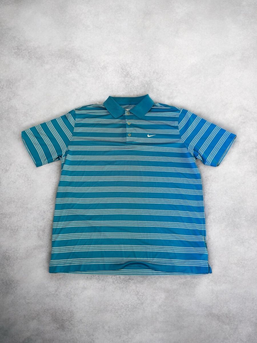 Nike Magliette Polo: Nike Polo (L) – Nuovo (secondo la descrizione) da Aarburg venduto da syning46
