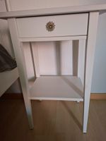 Nachttisch weiss mit Schublade