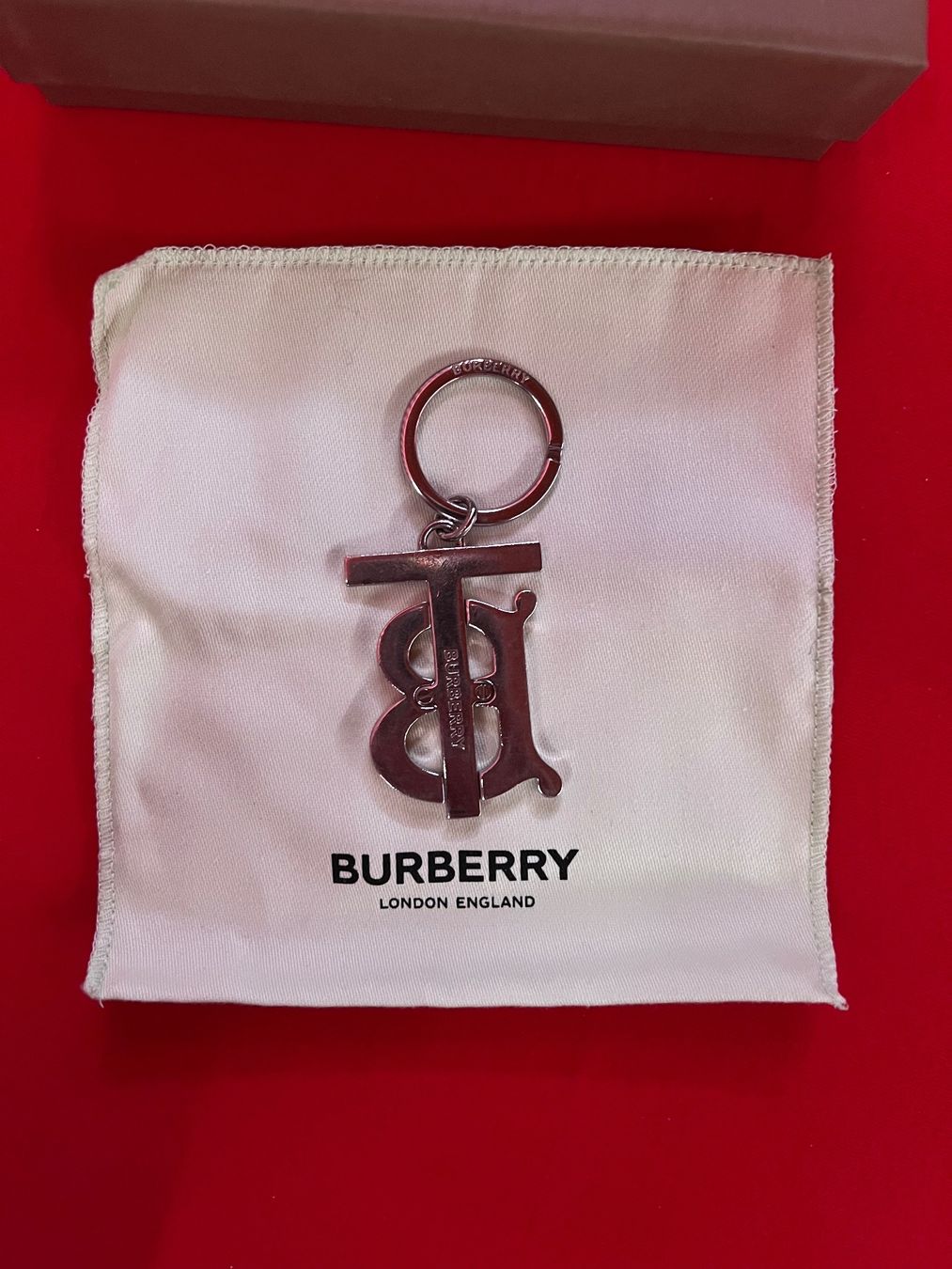 Burberry Portachiavi: Burberry Schlüsselanhänger – Usato da Küssnacht am Rigi venduto da CHM_1234 2