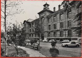 NEUCHÂTEL Ecole de Commerce - Auto, VW-Käfer