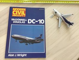 McDonnell Douglas DC-10 Buch + Flugzeugmodell ✈️