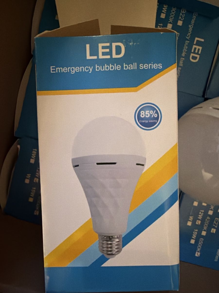 Lampade: 65LED Notfall-Glühbirne E27 15W 6500K neu – Nuovo (secondo la descrizione) da Weggis venduto da Doris 1