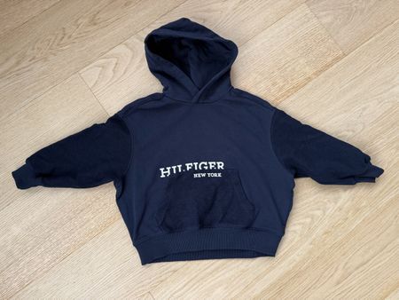 Tommy Hilfiger Hoodie Gr. 116 Dunkelblau Top Zustand