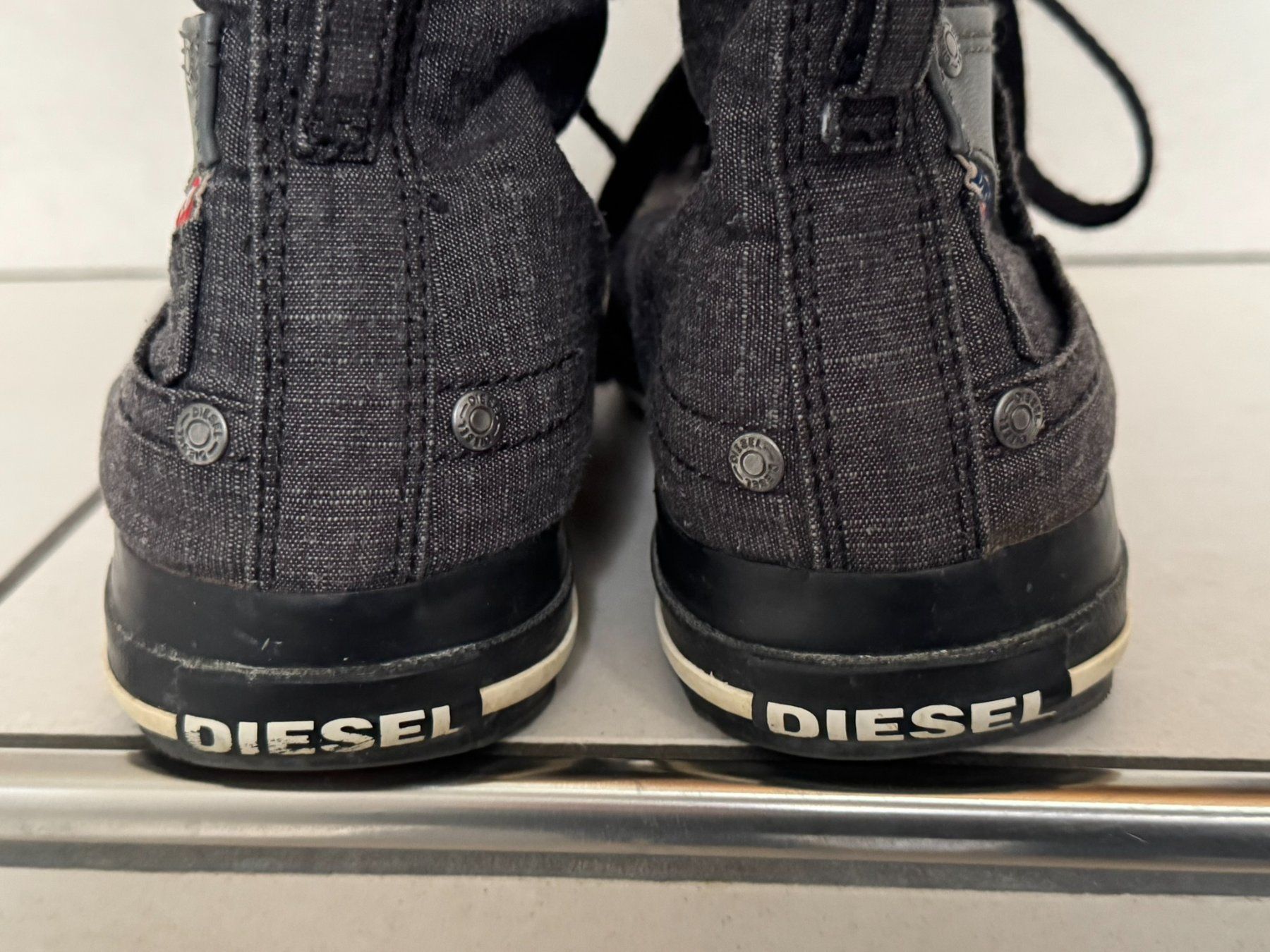 Diesel Scarpe da donna: DIESEL High-Top Sneaker Exposure schwarz – Usato da Unterseen venduto da bongmarley 3