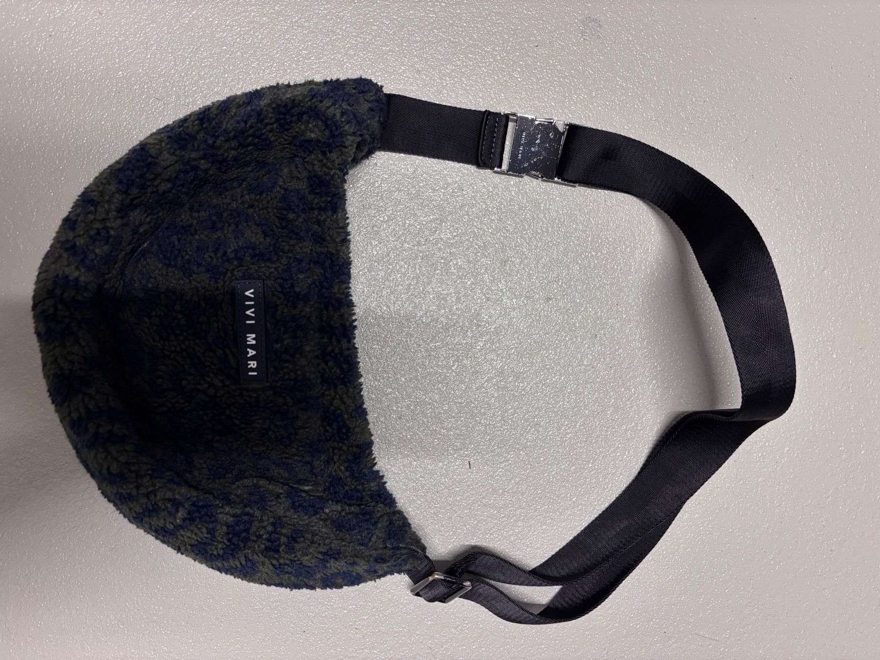 Vivi Mari Taschen: Vivi Mari – Gebraucht aus Sins von jor_9lbc