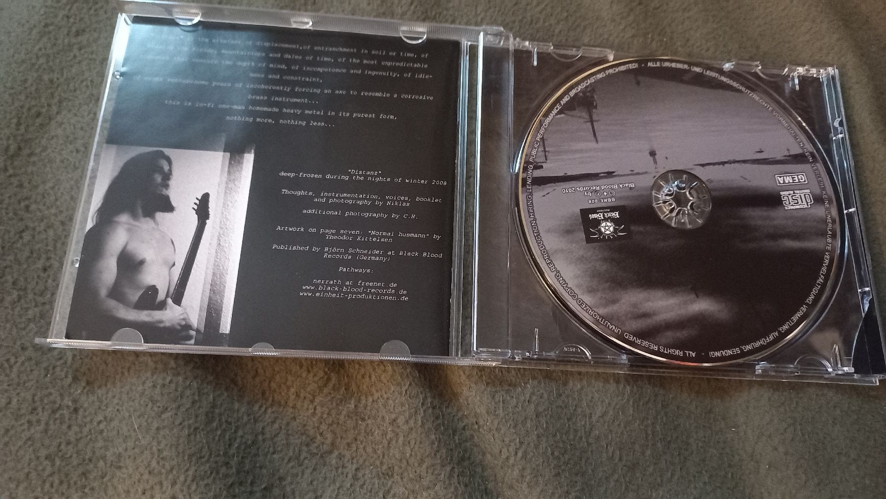 CDs: Horn -Distanz CD Black Metal – D'occasion à Olten par Donatello1984 2