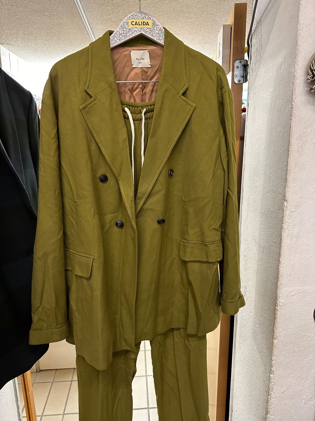 Completi & Tailleur: Alysi Hosenanzug Sakko – Usato da Reiden venduto da Zofi-Brocki 1