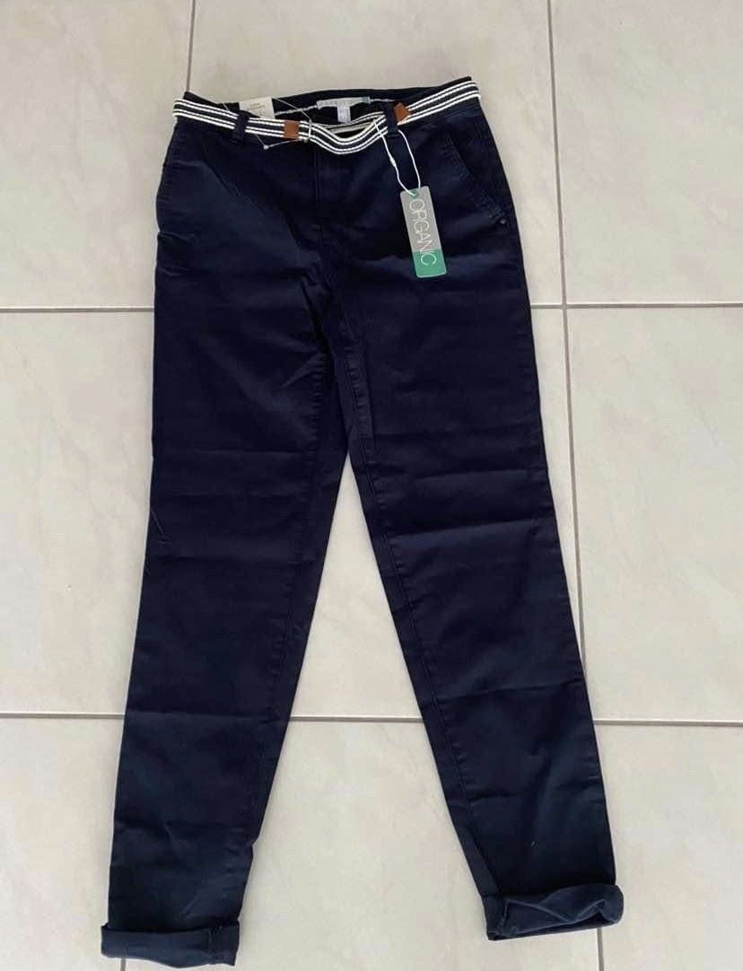 Esprit Pantaloni: Esprit Hose gr. 32 – Nuovo (secondo la descrizione) da Wald ZH venduto da Slaste