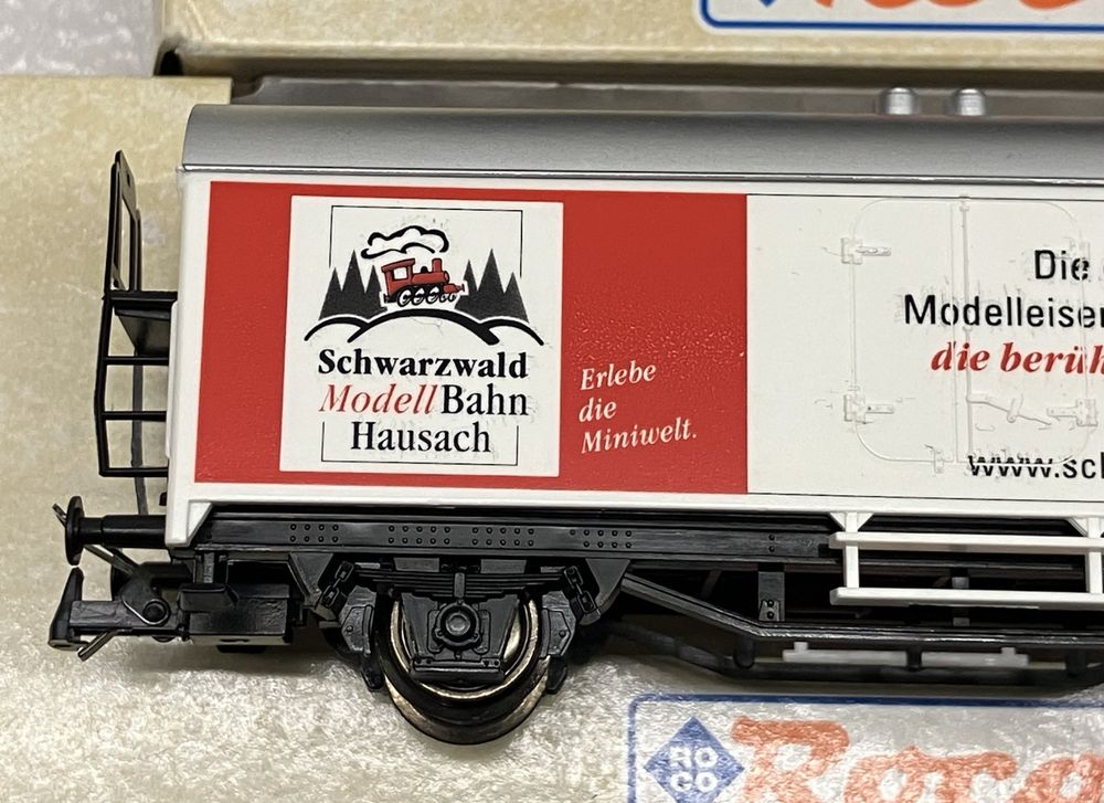 Roco Modelleisenbahnen: Roco H0= 5x Güterwagen - 1x DSG Speiseraum DB - NEUWERTIG – Neu (gemäss Beschreibung) aus Thun von retoolinoo 2