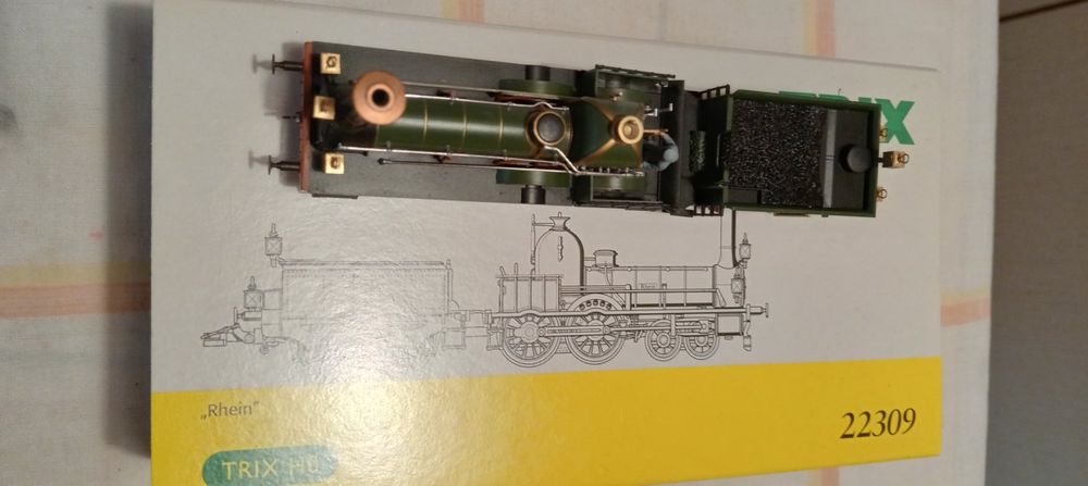 Trix H0 - 22490 - Locomotive électrique - ES 6 - KPEV