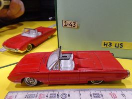 Ford Thunderbird 1961  1:43 (ohne Box) Solido FR  > (H3)