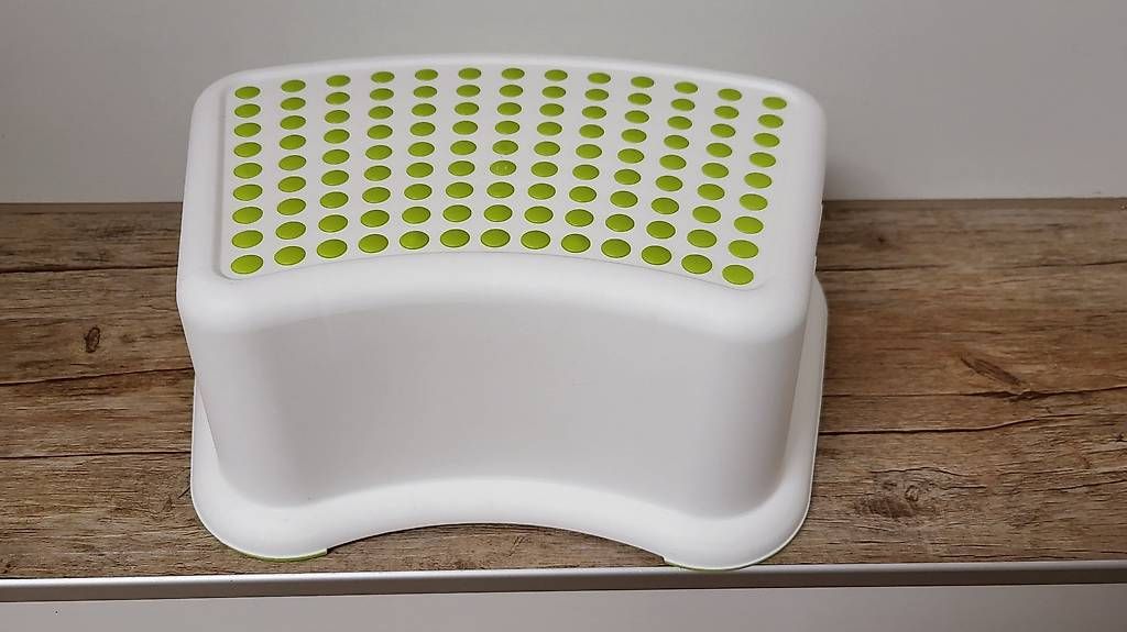 Hocker: Tritthocker – Gebraucht aus Kreuzlingen von ulli_frank_und_frei 1