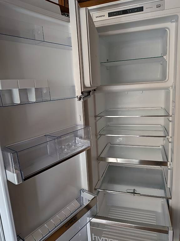 Cucine complete: Cuisine agencée en bois massif / granit – Usato da Echallens venduto da TL1040 1