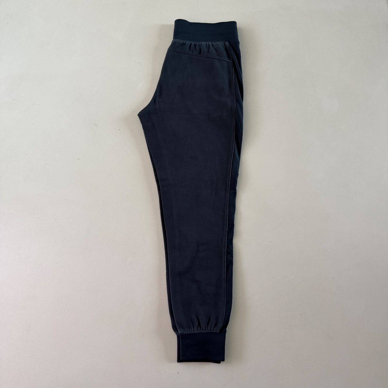 Lululemon Pantalons: LULULEMON Jogginghose 🖤 – D'occasion à zürich par vintage12 2