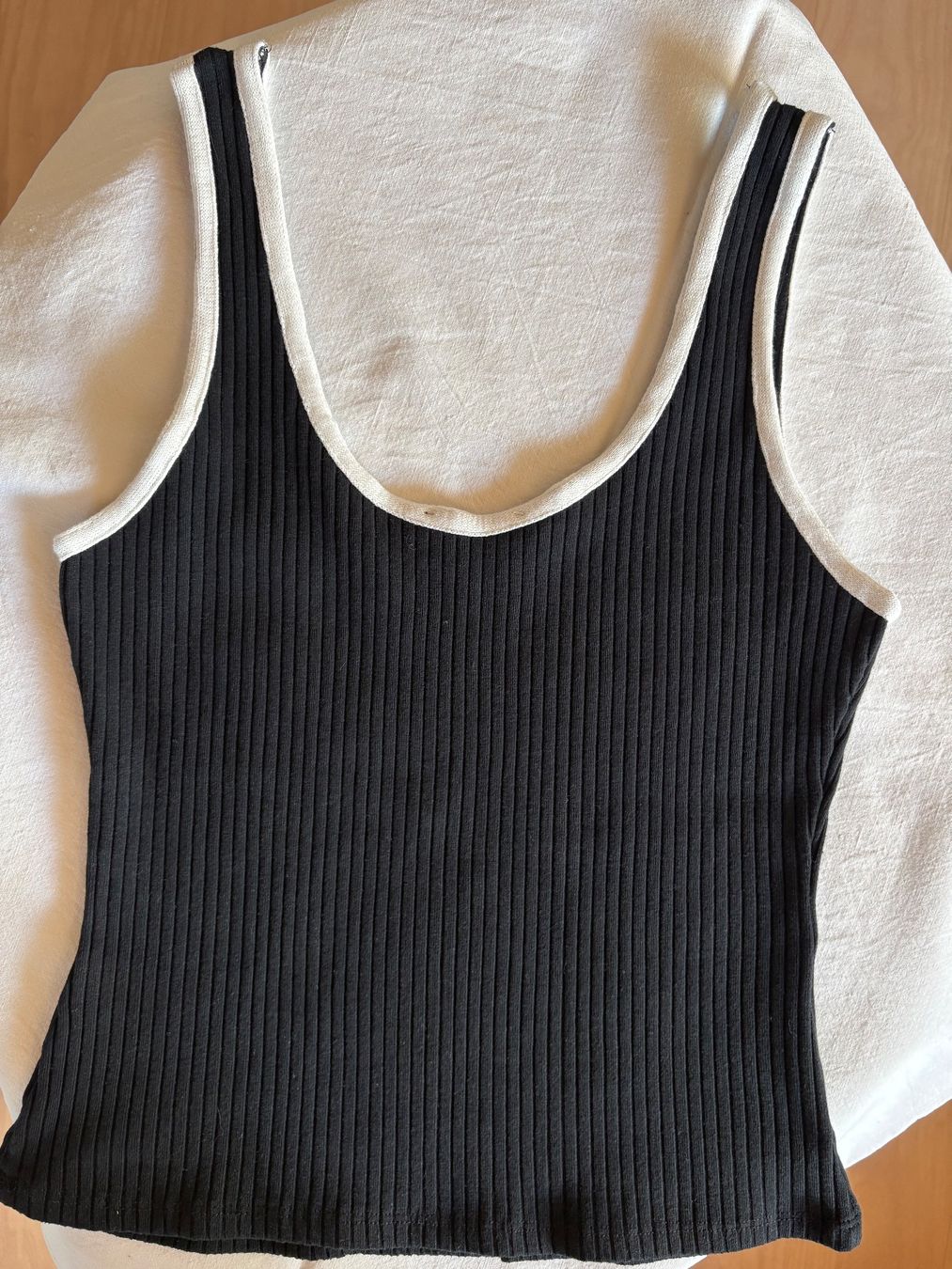 Zara Top: Zara ärmellose cropped Top Gr M – Nuovo (secondo la descrizione) da Uerkheim venduto da ruthb2112 1