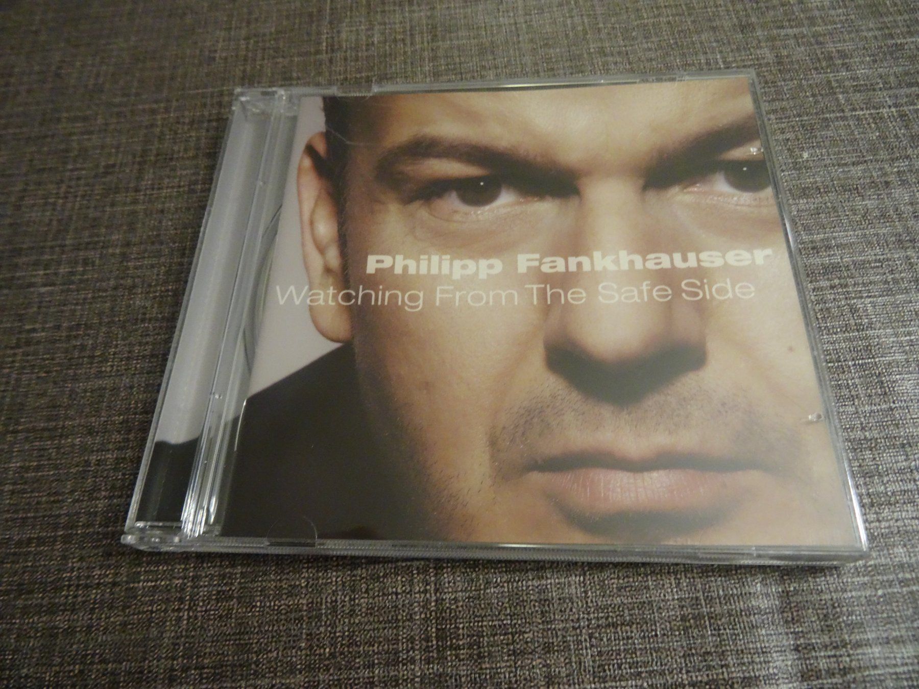 CD: Philipp Fankhauser: Watching From The Safe Side CD – Usato da Olten venduto da Disc-Ausverkauf