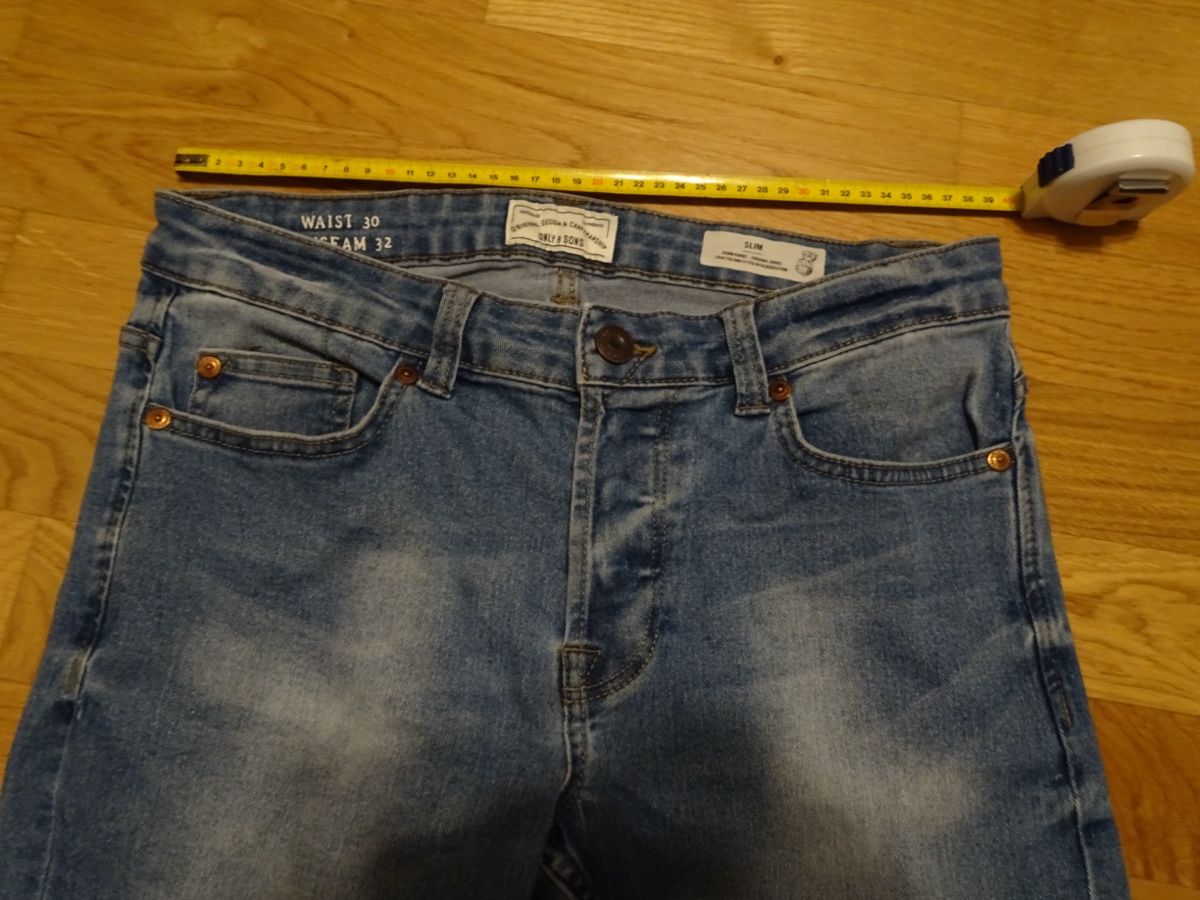 Jeans: Jean slim Only&Sons, taille 30/32 – Nuovo (secondo la descrizione) da Sierre venduto da MeJC_3960