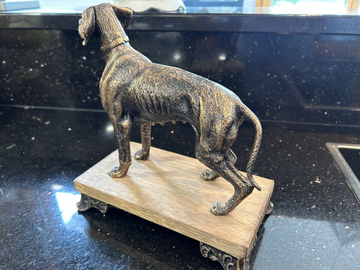 Statuette:  statuette Deutsche Dogge – Usato da Chénens venduto da krengikreng