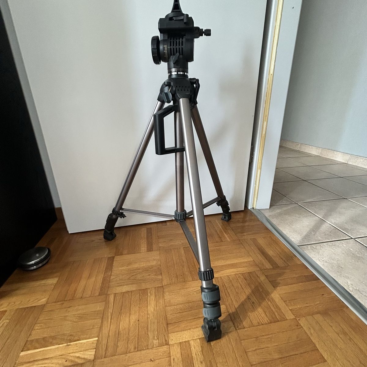 Vanguard Treppiedi & Teste: Trépied Vanguard – Usato da Renens VD venduto da Kro0601 7