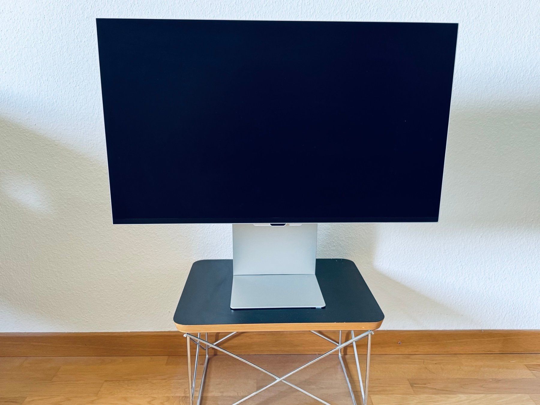 Samsung Monitore: Samsung ViewFinity S9 (5K) – Gebraucht aus Zürich von TBLT01