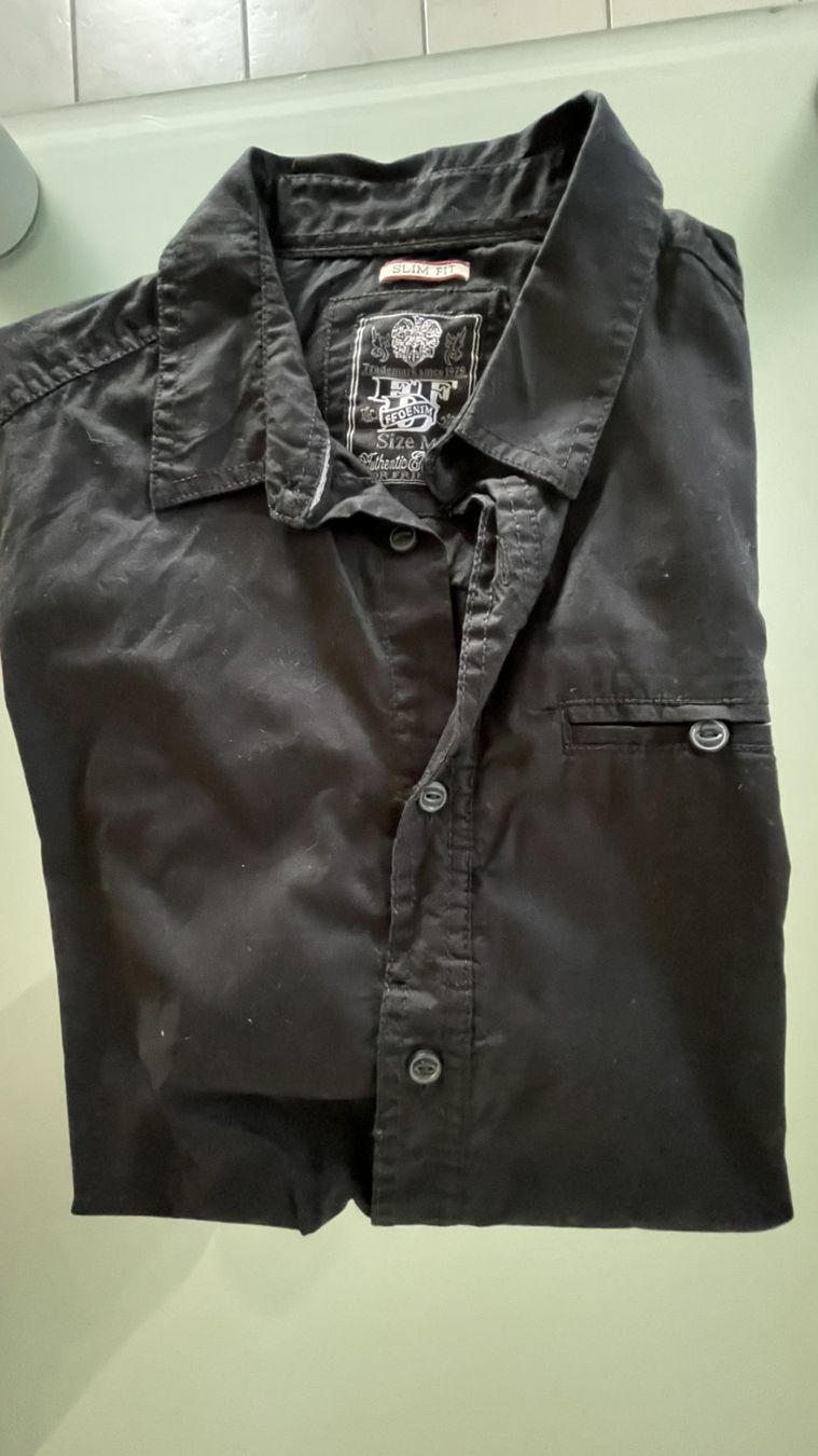 Lots de vêtements: Hemden 4 Stück – Neuf (Voir description) à Kappelen par Waloga 1