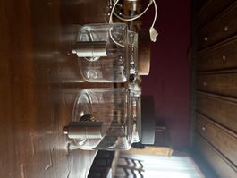 Glas-Getränkespender mit Zapfhahn und Holzdeckel