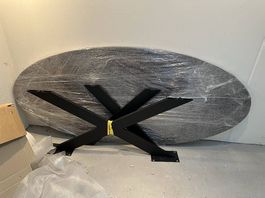 Massiver Mangoholz Esstisch schwarz glänzend
