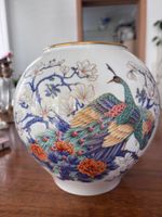 Vase Ottlinger Sevelen Suisse mit Pfauenmotiv H 22 cm