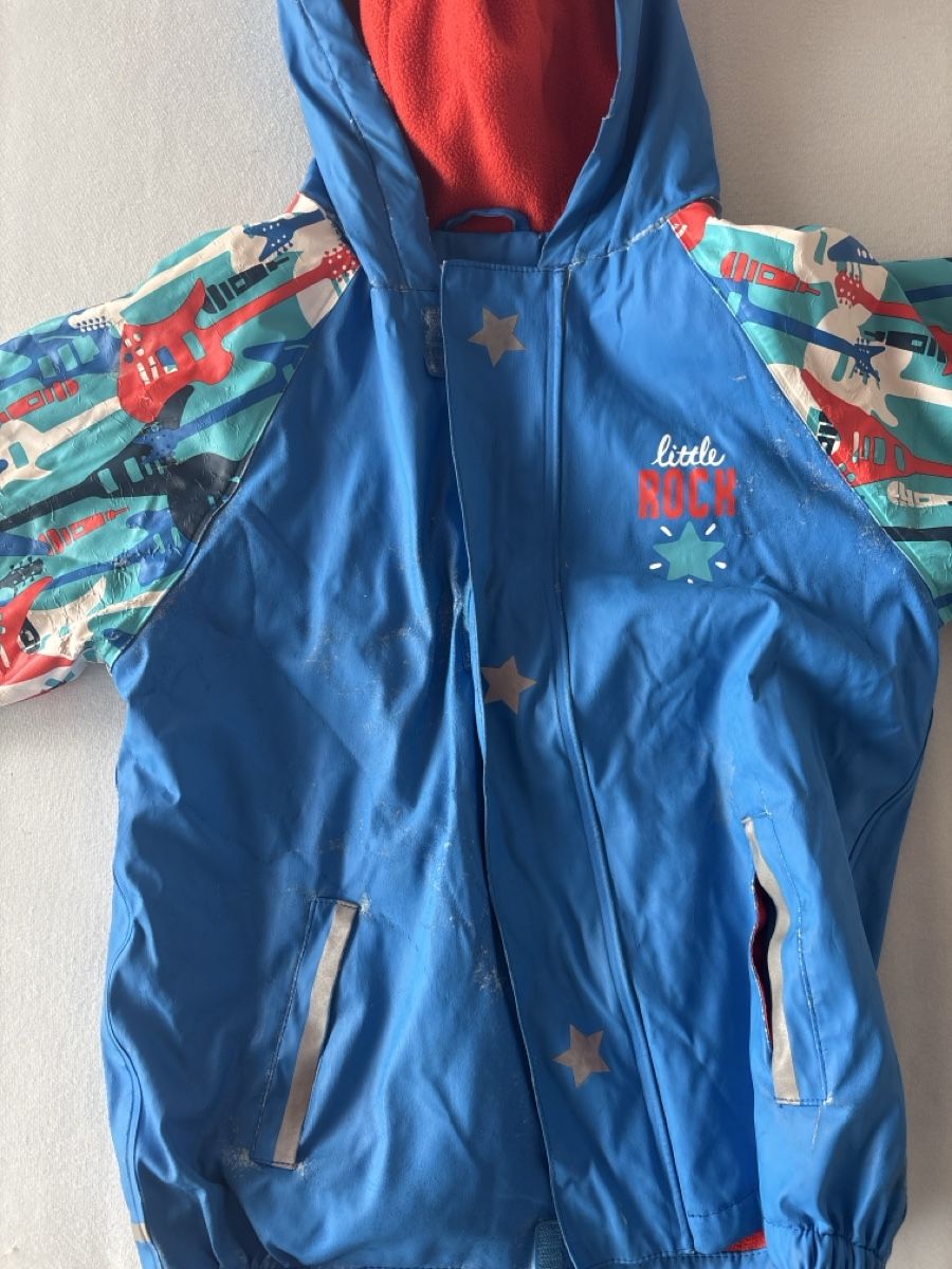Lupilu Giacche: Regenjacke 122/128 – Difettoso da Regensdorf venduto da Piritatti