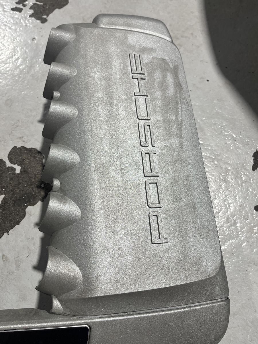 Porsche Alle Autoersatzteile: Porsche Cayenne 955 V6 Engine Cover – Gebraucht aus St. Erhard von Michel164 2