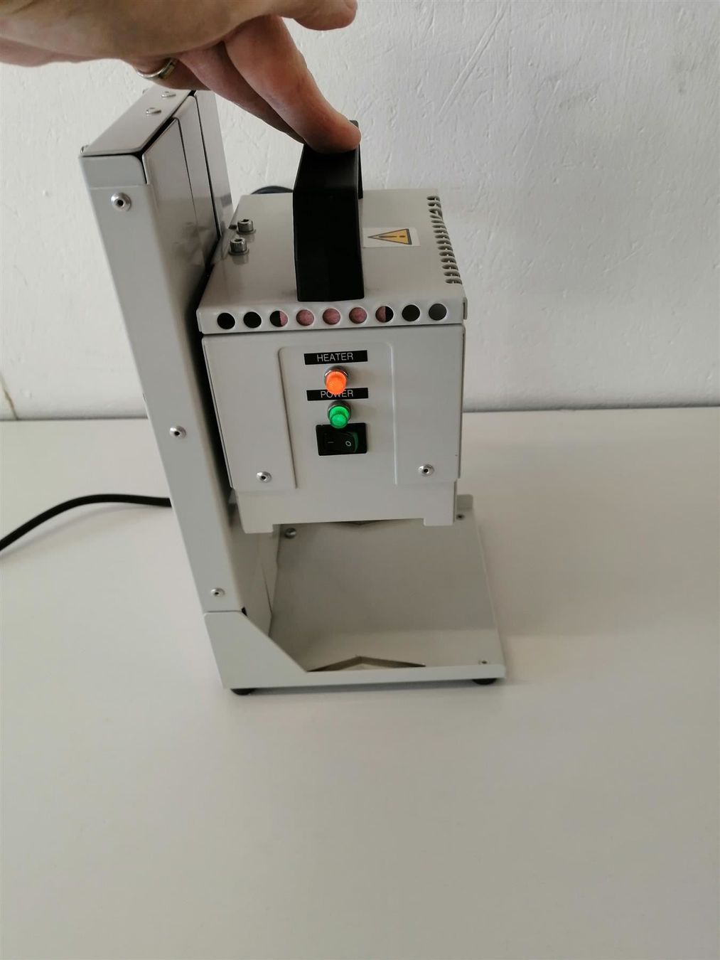 Accessori da laboratorio: Eppendorf Heat Sealer – Usato da Niederdorf venduto da LeptonAG_Labor 2