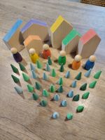 Holzspielzeug Set Häuser Figuren Bäume gebraucht