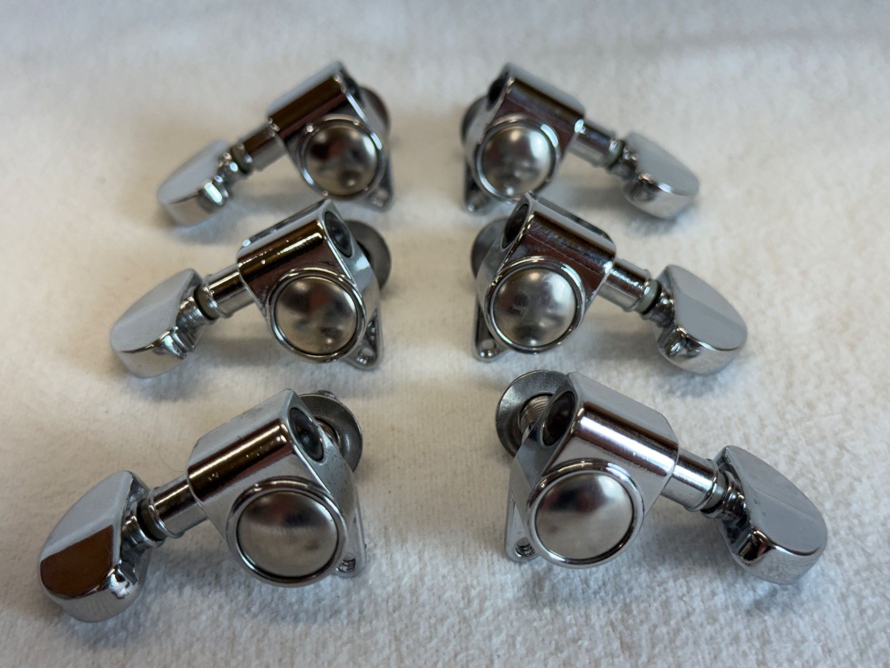 Strumenti musicali: Grover Style Tuner 3L/3R chrome – Usato da Brügg BE venduto da Busima