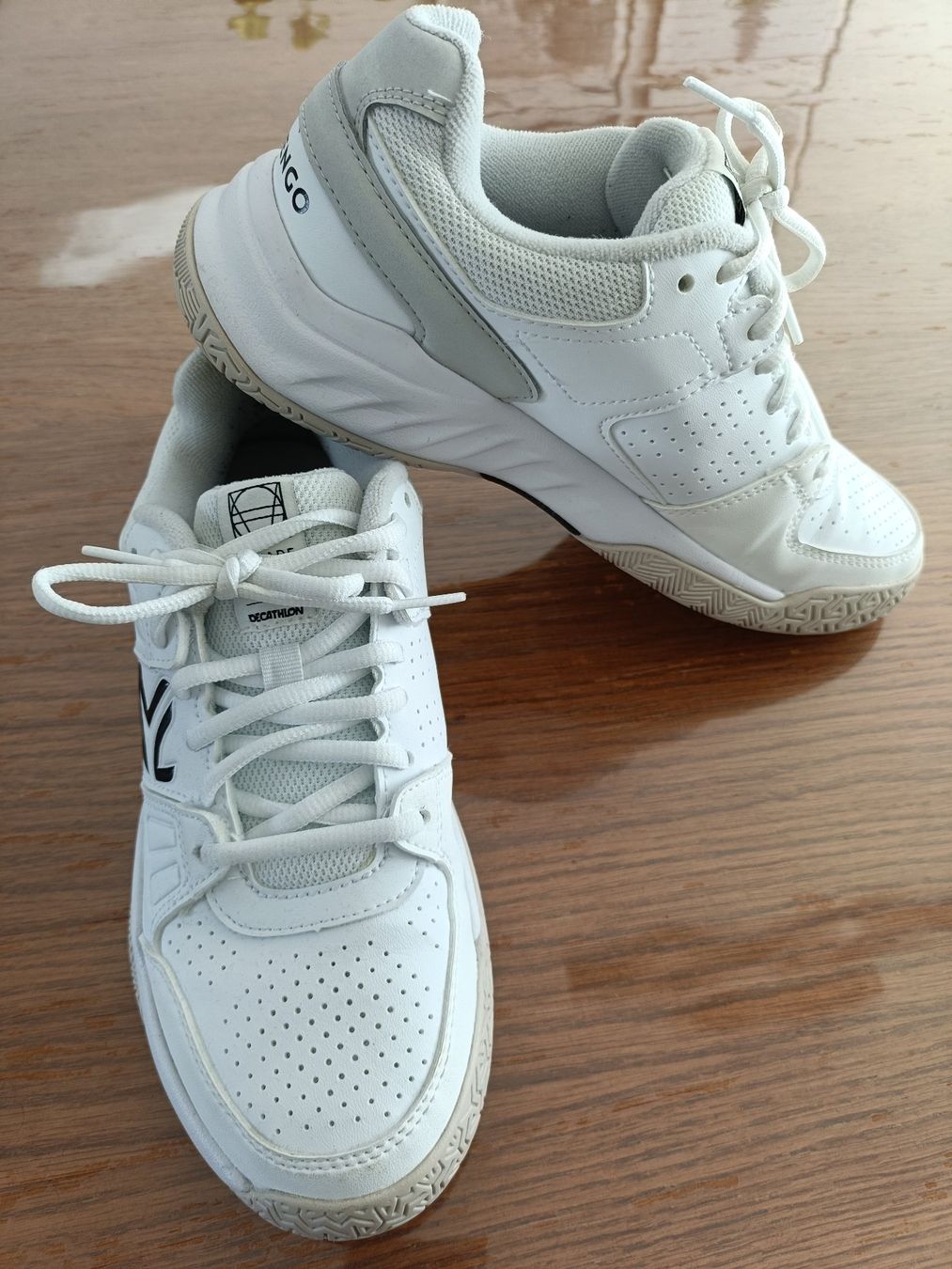 Decathlon Scarpe da uomo: Chaussure de tennis Artengo - 39 – Usato da Gland venduto da Gelerio 2