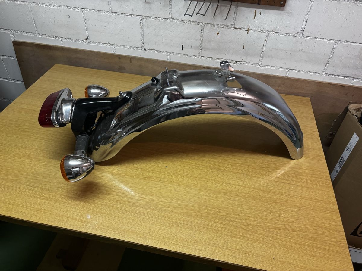 Tutti i ricambio per moto: Kawasaki W800 Schutzblech Hinten – Nuovo (secondo la descrizione) da Steinhausen venduto da max_t55x 2
