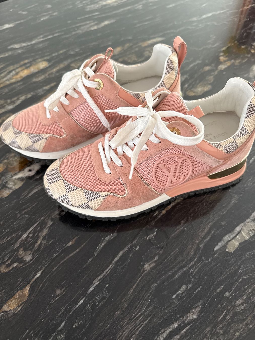 Damenschuhe: Louis Vuitton Sneakers, Gr 36 – Gebraucht aus Dättwil AG von nika8810