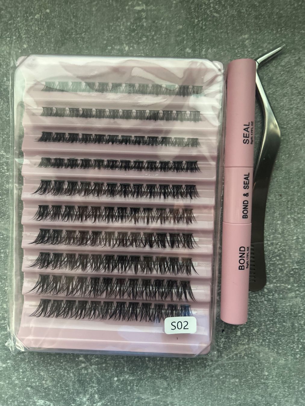 Make-up: Wimpernverlängerungs-Set - 120 Wimpern-Cluster – Nuovo e nell'imballaggio originale da Oberurnen venduto da simgug