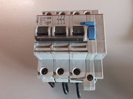11 × ABB smissline LSV3 10A
