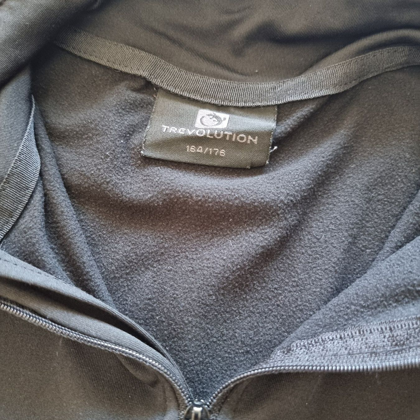 Pullover & Sweatshirts: Toller schwarzer Trevolution Skipulli Gr. 164/176 – Gebraucht aus Arth von Africa44 6
