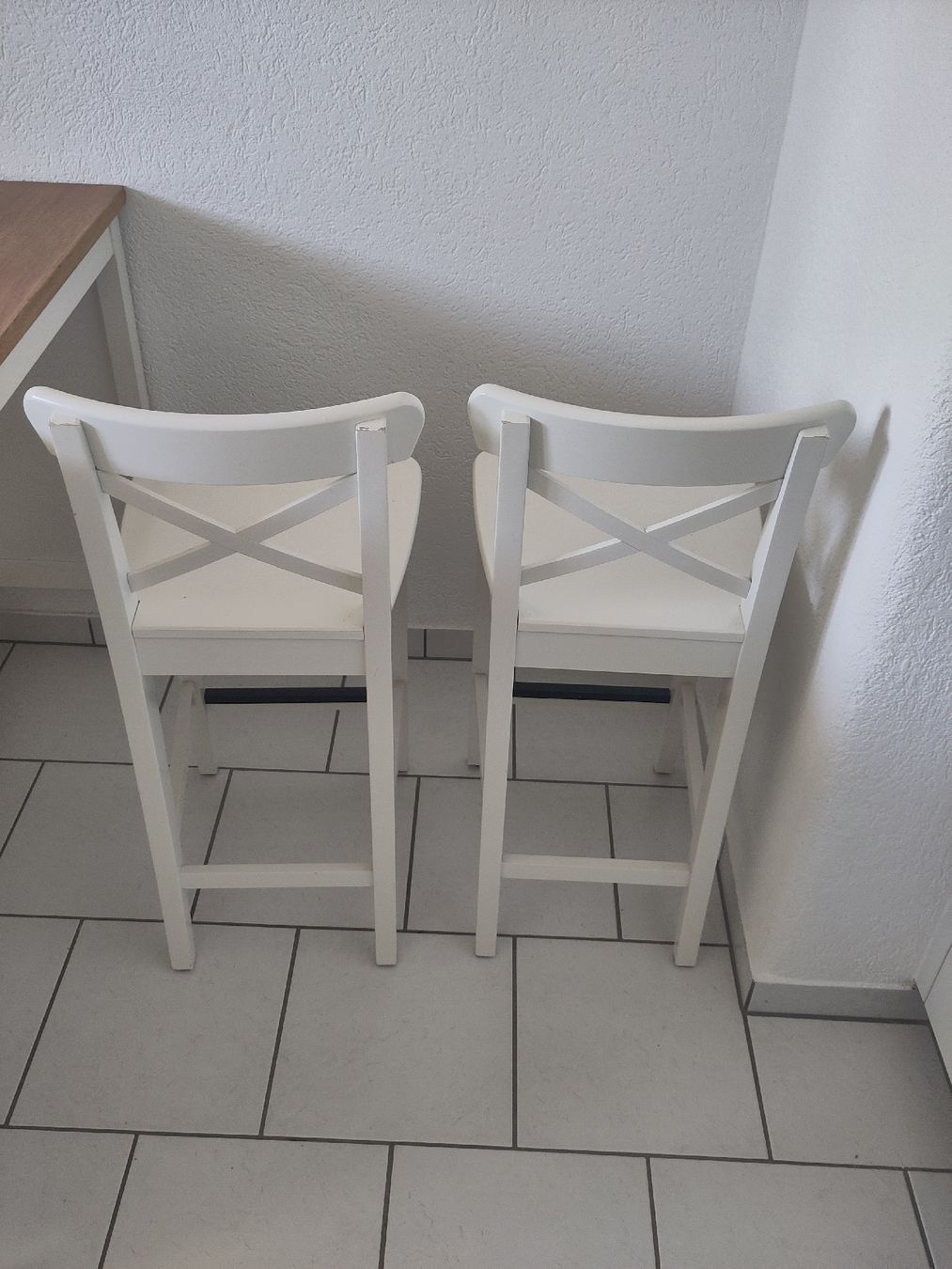 Ikea Tavoli: Tornviken Kücheninsel + 2x Stühle – Usato da Zürich venduto da ladrian 3