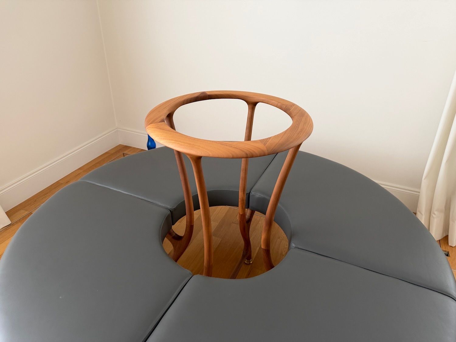 Bänke: "Circular Sofa" by Roberto Lazzeroni – Gebraucht aus Zürich von lb-liquidationen 8