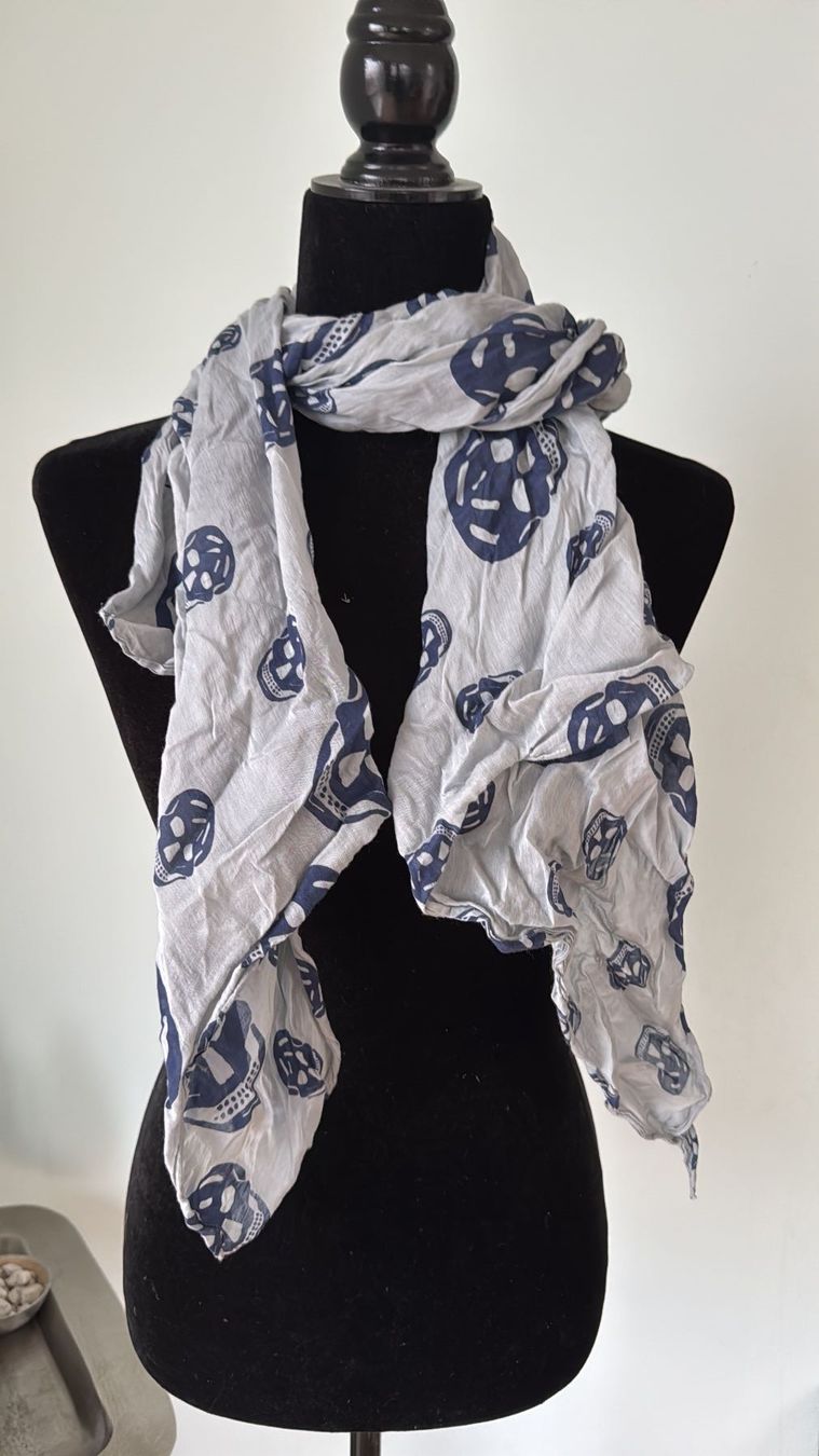 Foulard & Sciarpe: Schal, Halstuch,  //NEU// – Nuovo (secondo la descrizione) da Stettfurt venduto da outlet72